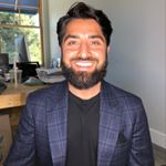 Roh Habibi จาก Bravo TV ของ Million Dollar Listing ซานฟรานซิสโก ต้าใช้ประโยชน์จากโซเชียลมีเดียเป็นวิธีในการขยายกลุ่มเป้าหมายของเขาและเข้าถึงผู้ติดตามที่มีอยู่ Instagram นั้นเป็นแพลตฟอร์มที่ยอดเยี่ยมสำหรับ Roh ในการสร้างแบรนด์ของเขา ในบัญชีส่วนตัวของเขา Roh โต้ตอบกับผู้ติดตาม 27.9k คนและบัญชีธุรกิจของเขามีผู้ติดตาม 1,185 คน